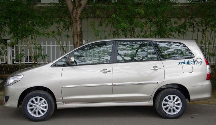 thuê xe 7 chỗ toyota innova