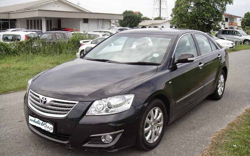 thuê xe camry 4 chỗ