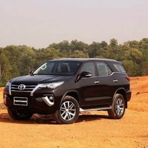 Toyota Fortuner 7 chỗ